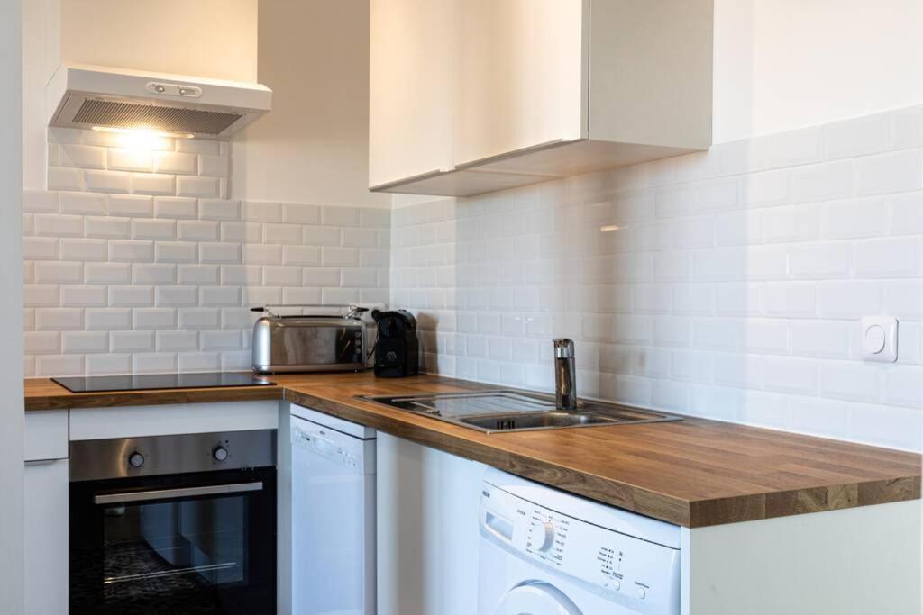 Appartement De Standing Proche Des Remparts Αβινιόν Εξωτερικό φωτογραφία